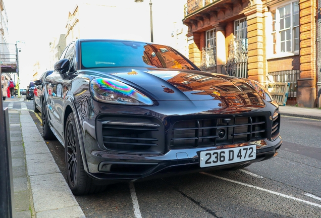 Porsche 9YA Cayenne GTS