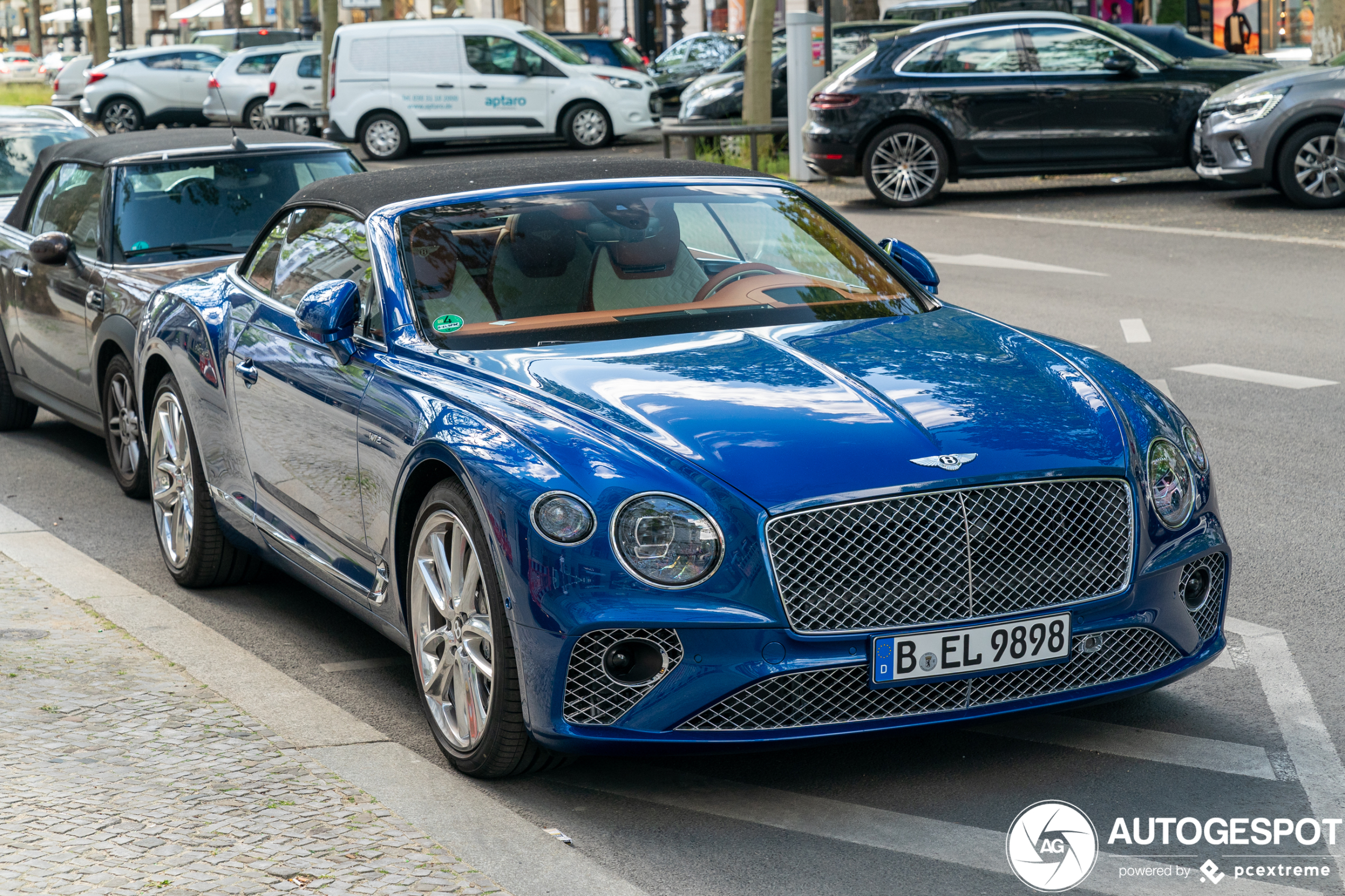 Bentley Continental GTC 2019