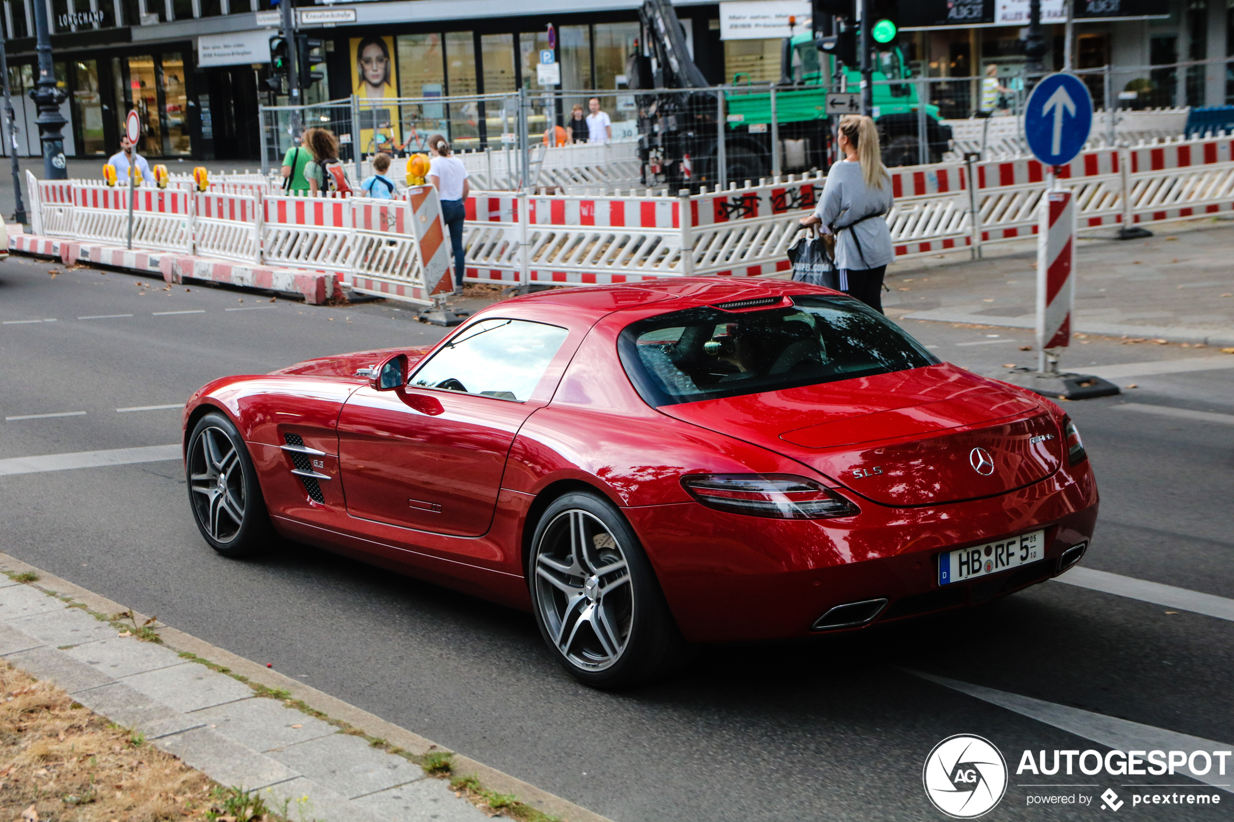 Mercedes-Benz SLS AMG