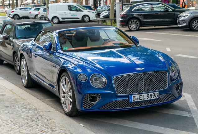 Bentley Continental GTC 2019