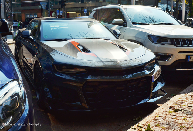 Chevrolet Camaro SS 2016 50th Anniversary