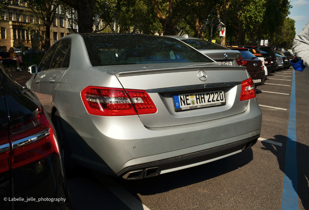 Mercedes-Benz E 63 AMG W212 V8 Biturbo