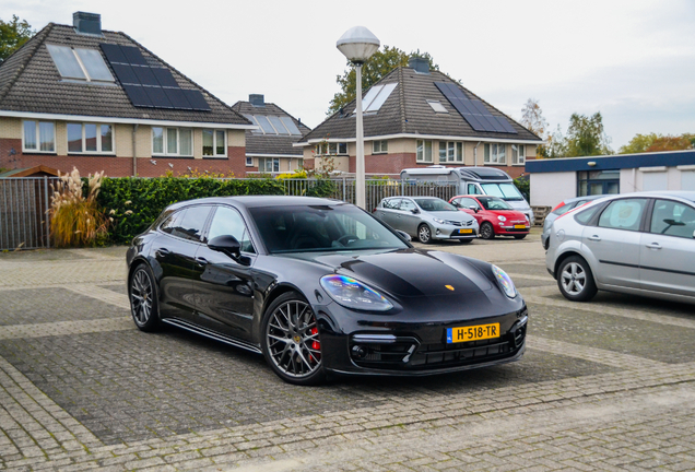 Porsche 971 Panamera GTS Sport Turismo