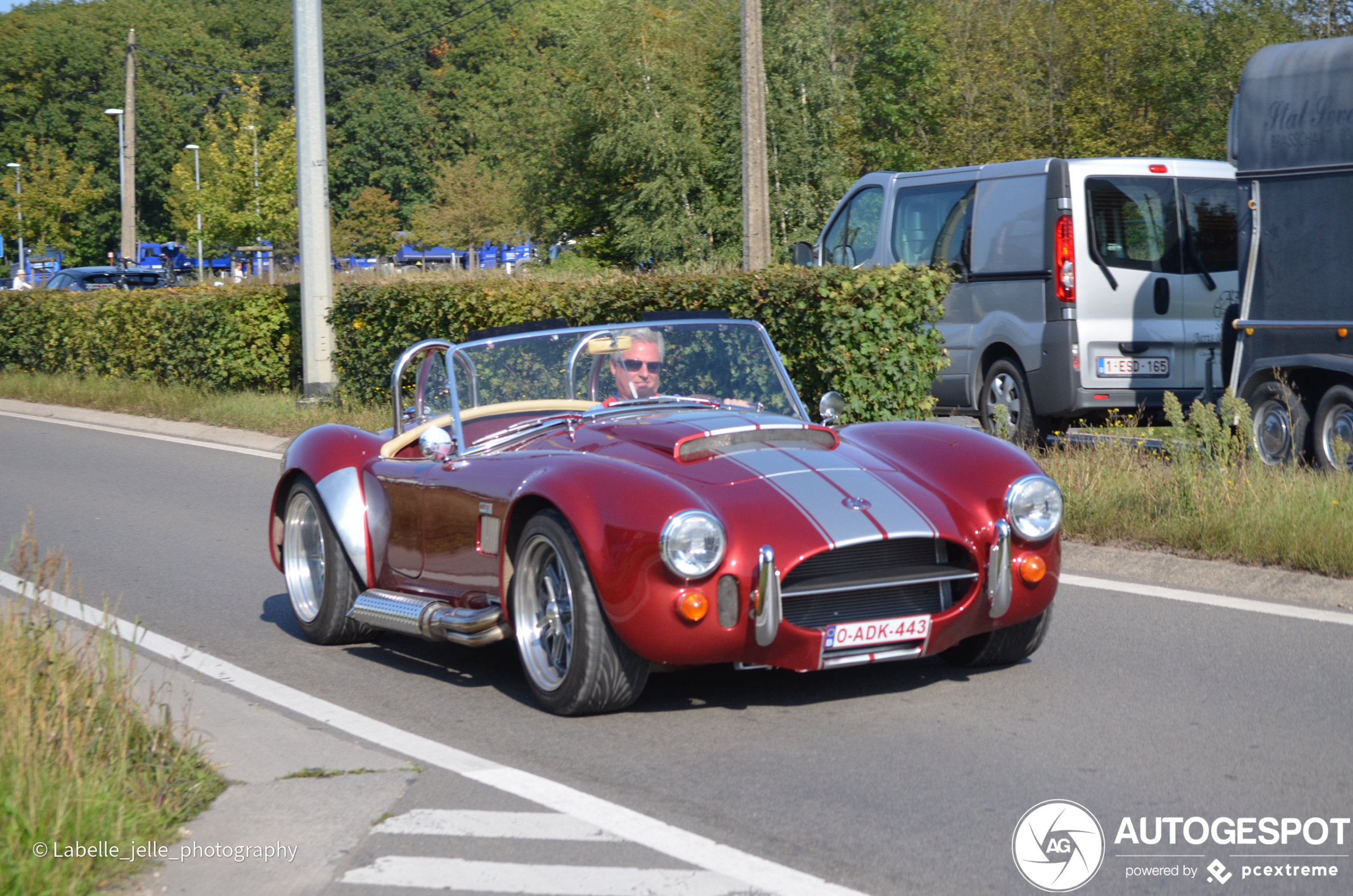 AC Cobra 427