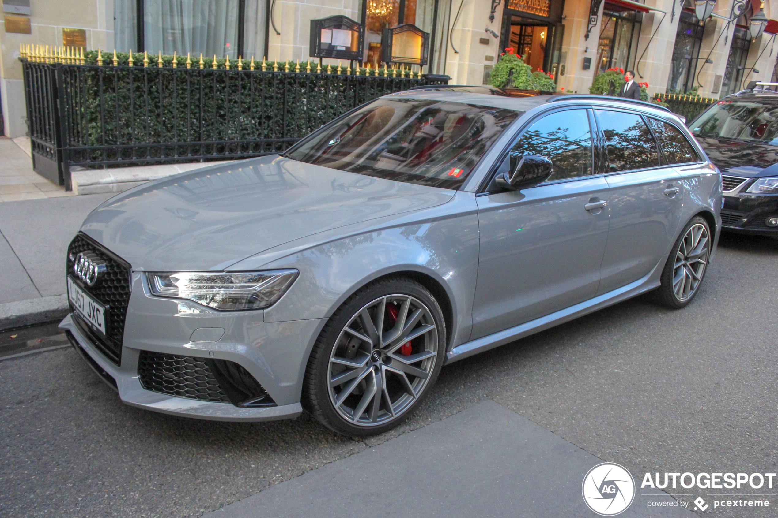 Audi RS6 Avant C7 2015