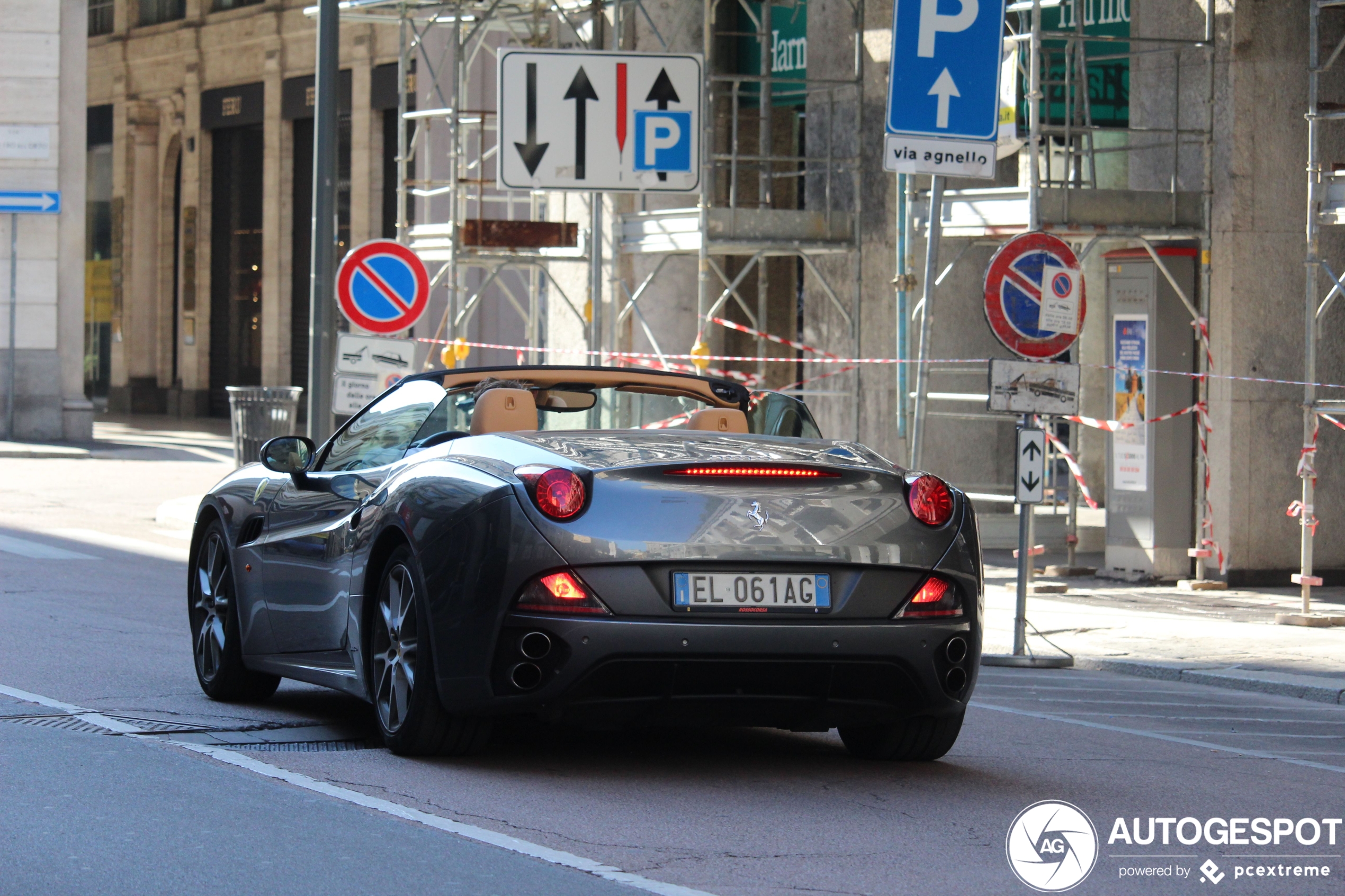 Ferrari California