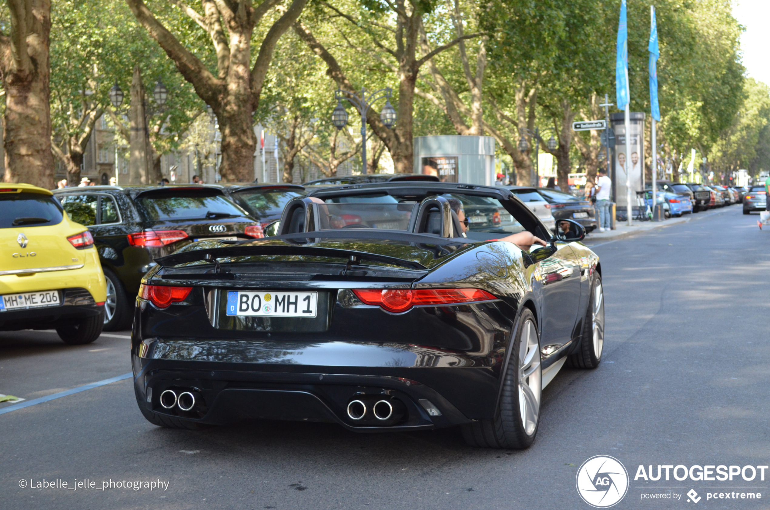 Jaguar F-TYPE S V8 Convertible