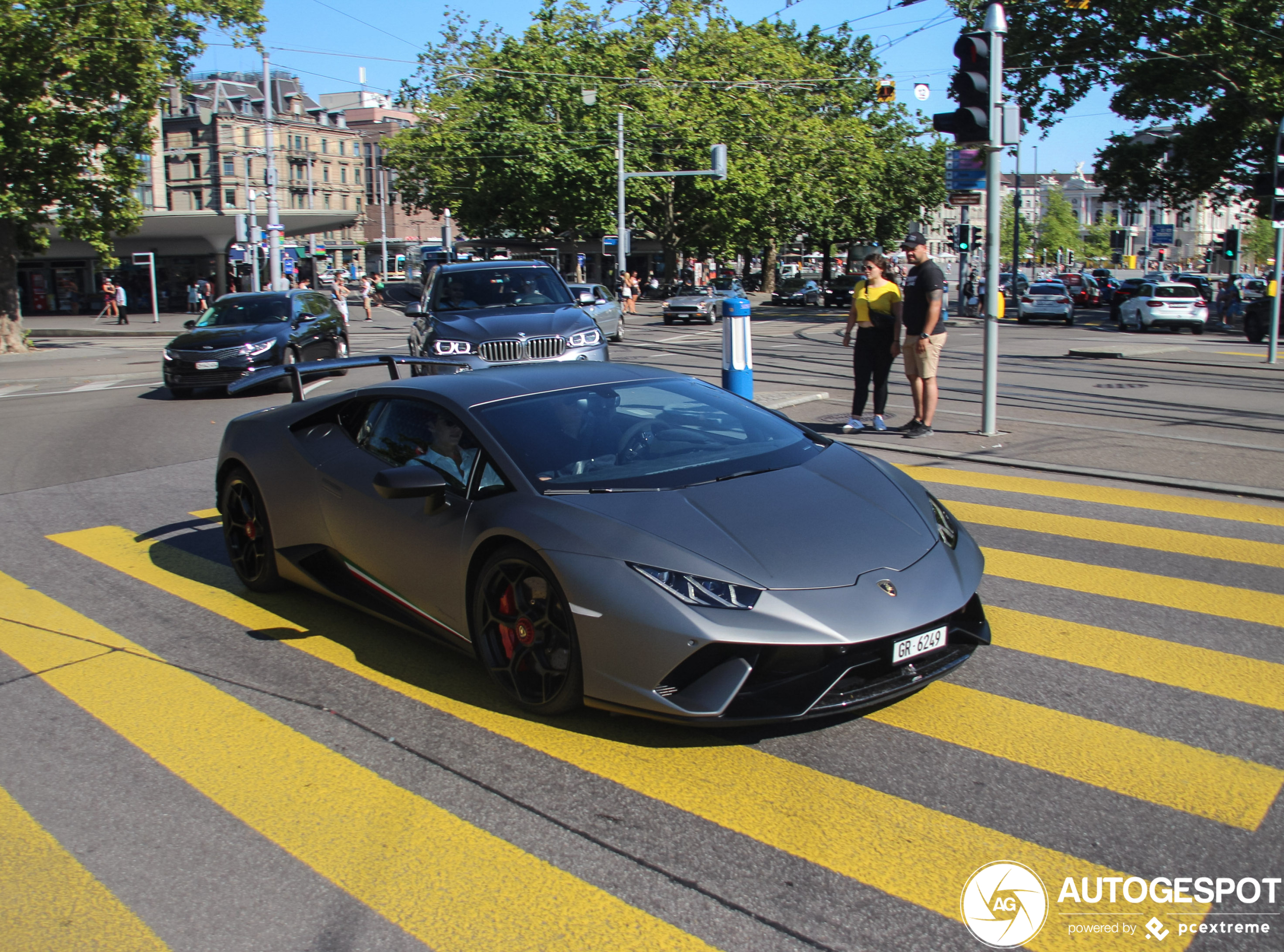 Lamborghini Huracán LP640-4 Performante