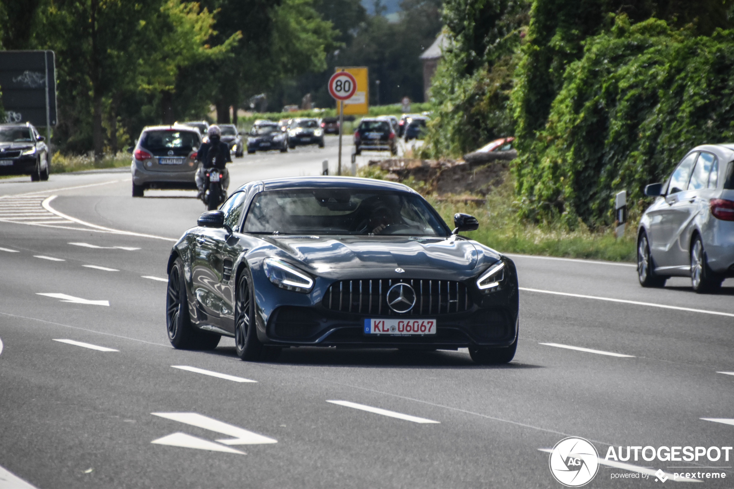 Mercedes-AMG GT C C190 2019