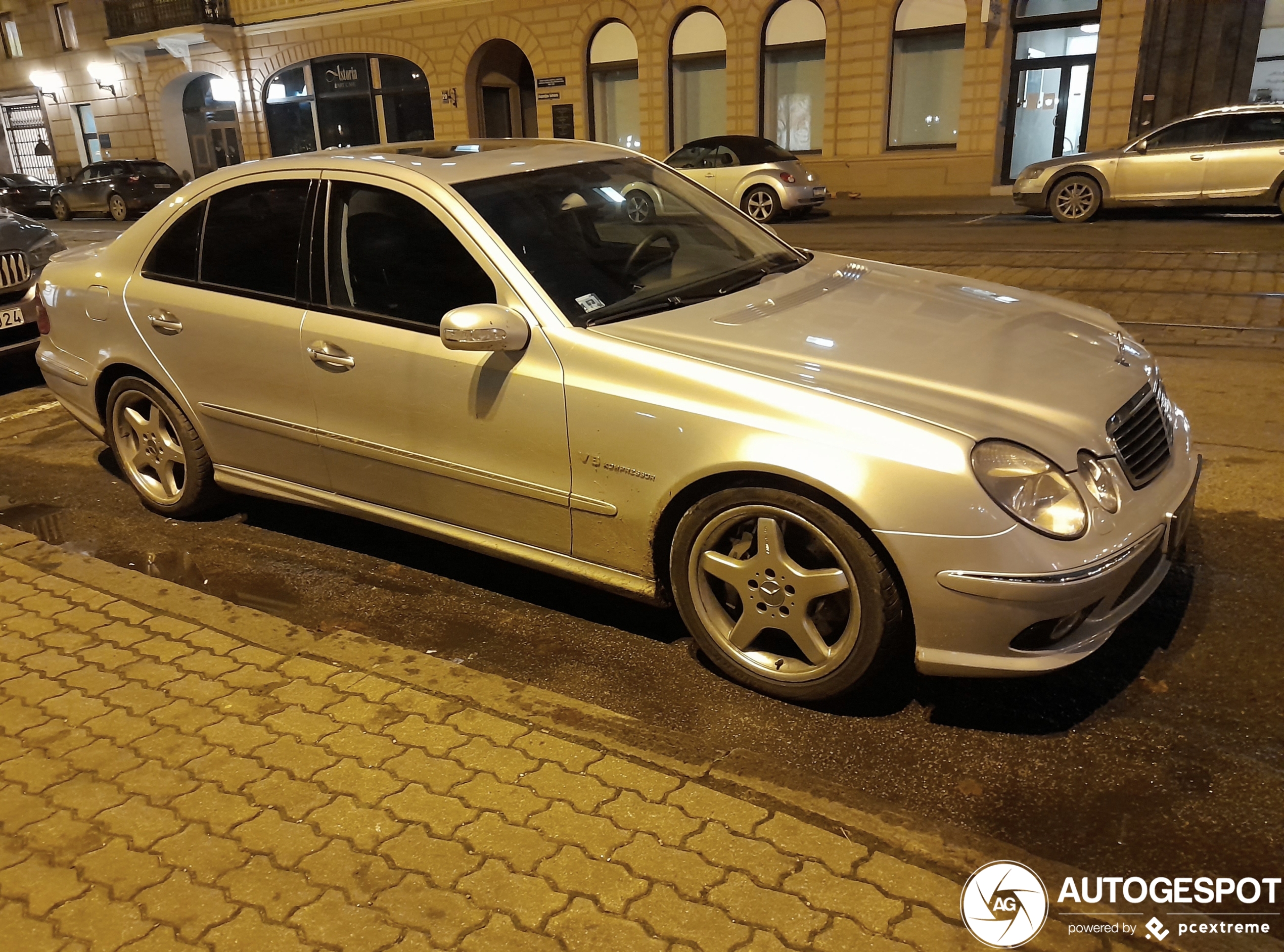 Mercedes-Benz E 55 AMG