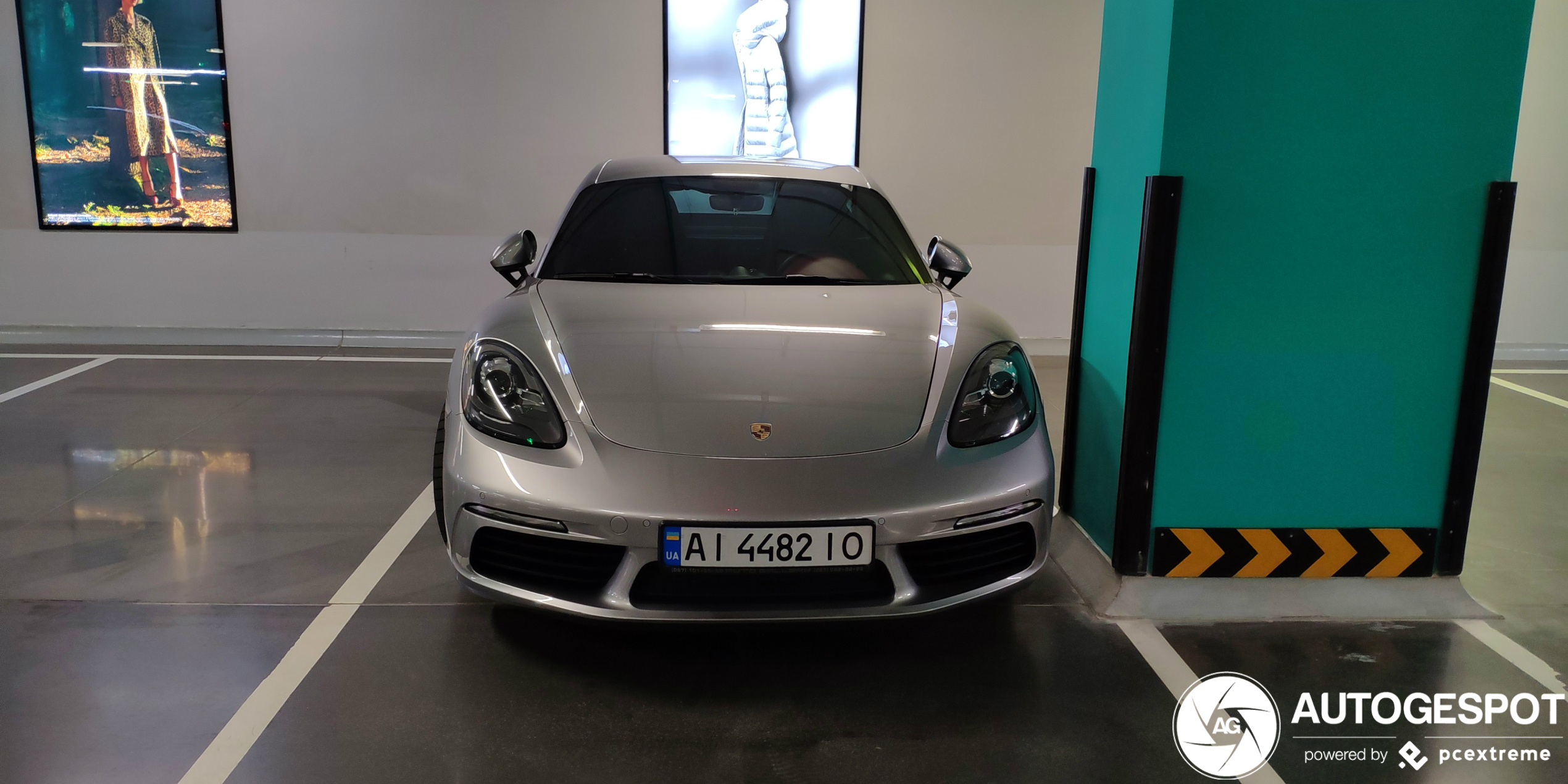 Porsche 718 Cayman S