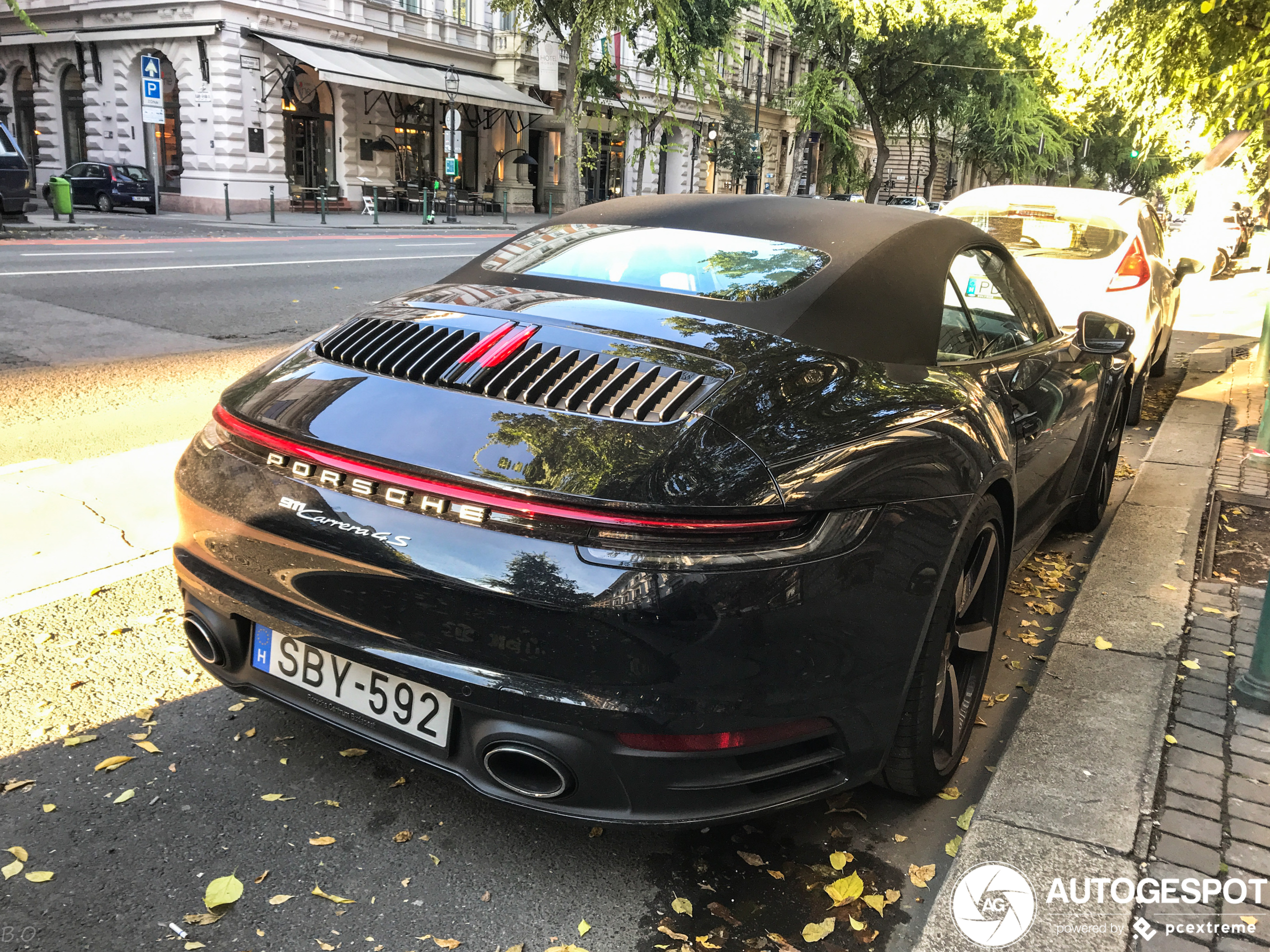 Porsche 992 Carrera 4S Cabriolet