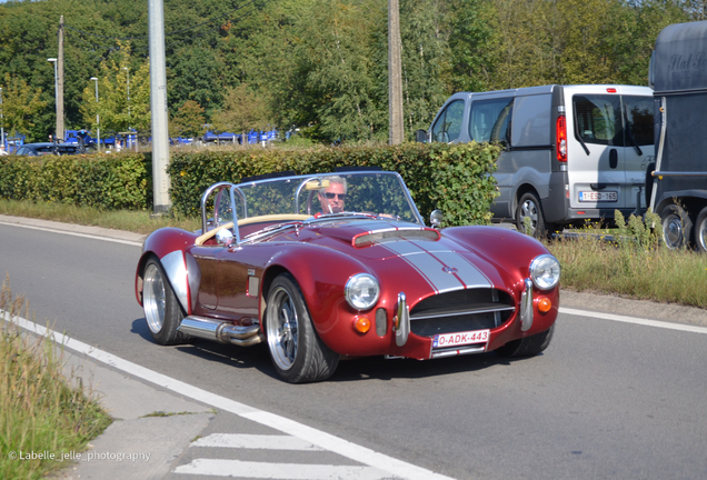 AC Cobra 427