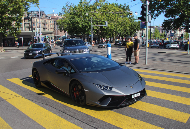 Lamborghini Huracán LP640-4 Performante