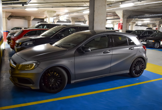 Mercedes-Benz A 45 AMG