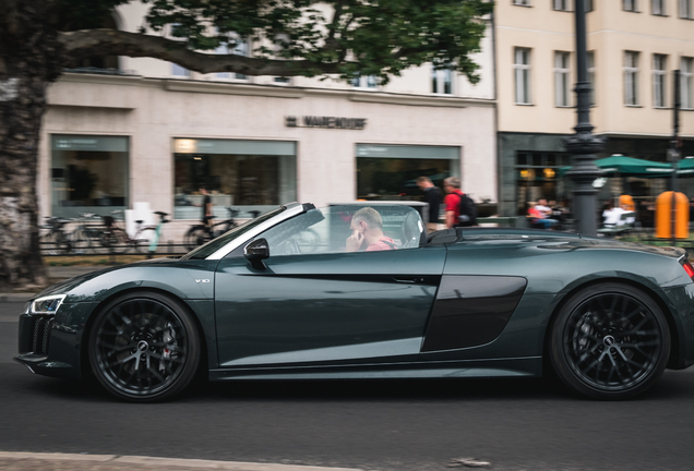 Audi R8 V10 Spyder 2016