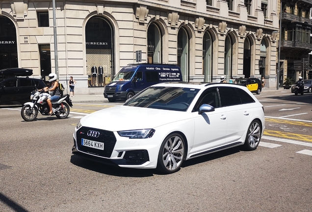 Audi RS4 Avant B9