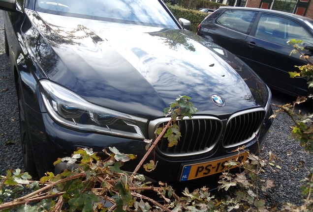 BMW M760Li xDrive