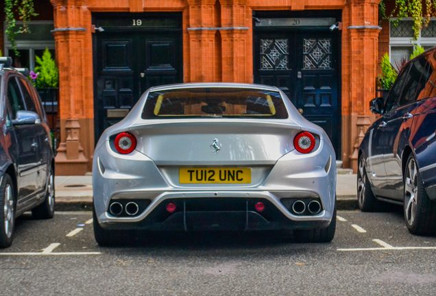 Ferrari FF