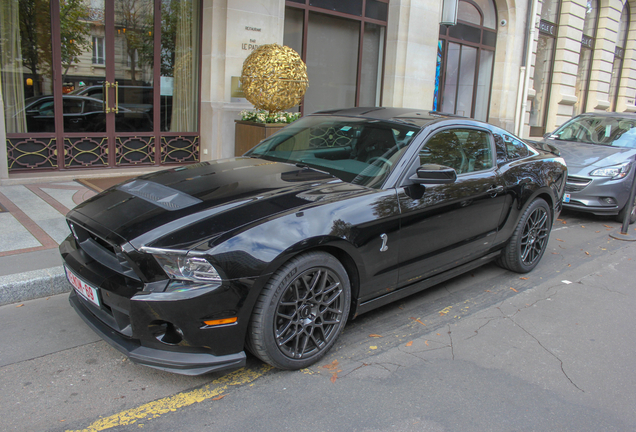 Ford Mustang Shelby GT500 2013