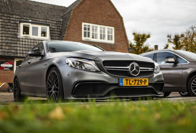 Mercedes-AMG C 63 S W205