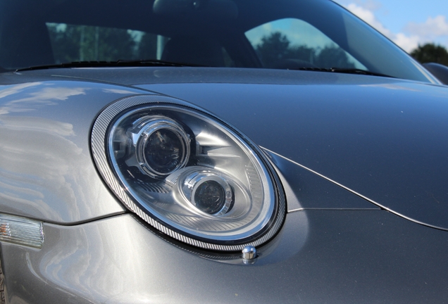 Porsche 997 Carrera GTS