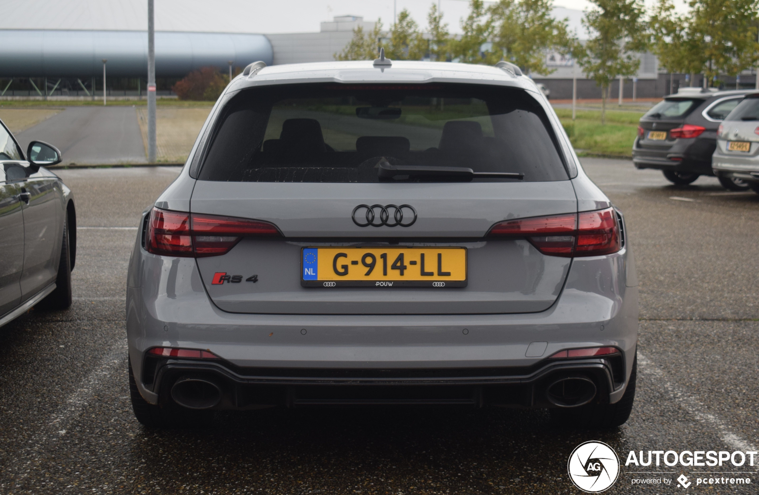 Audi RS4 Avant B9