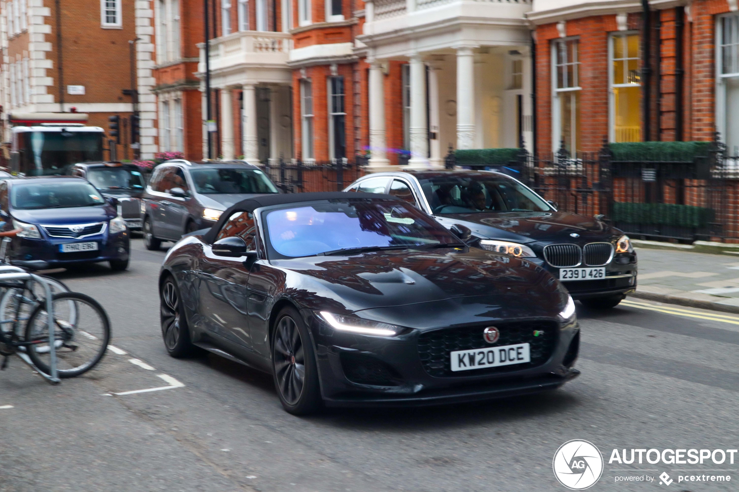 Jaguar F-TYPE R Convertible 2020