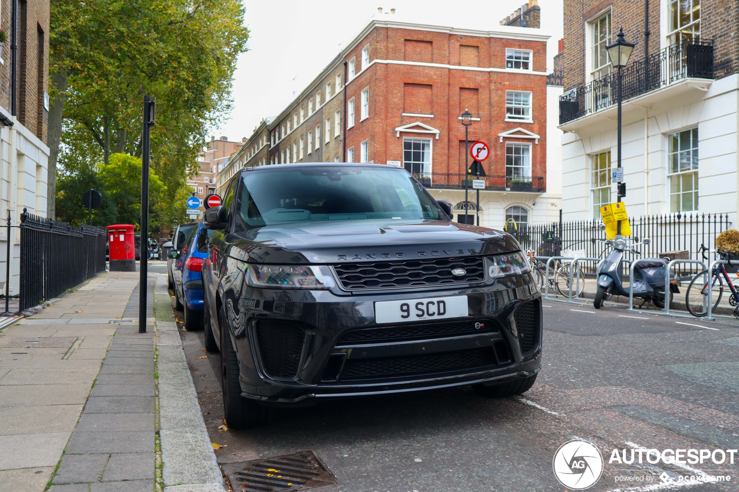 Land Rover Range Rover Sport SVR 2018