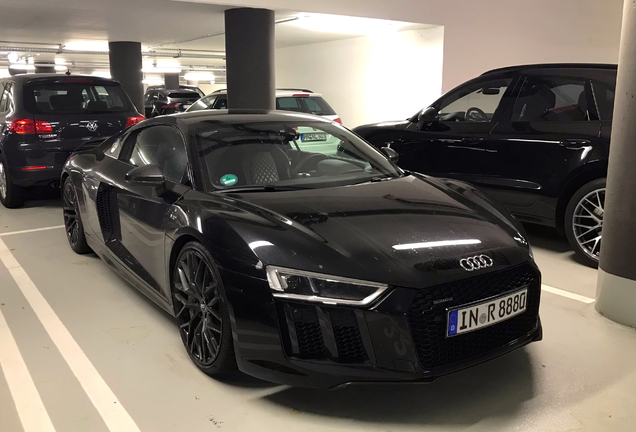 Audi R8 V10 Plus 2015