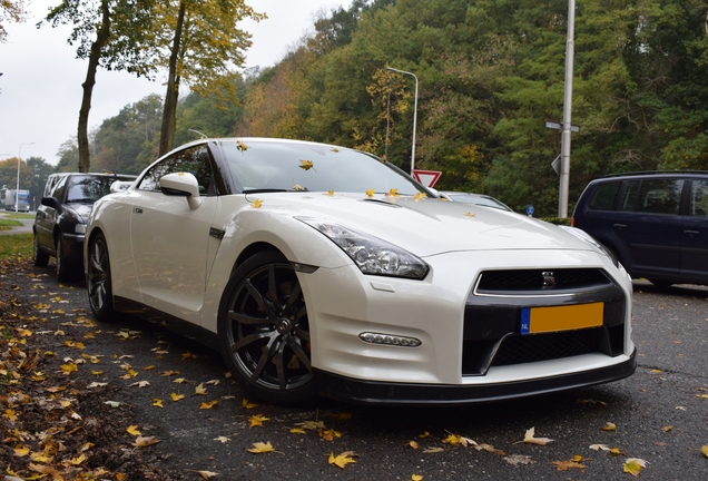 Nissan GT-R 2011