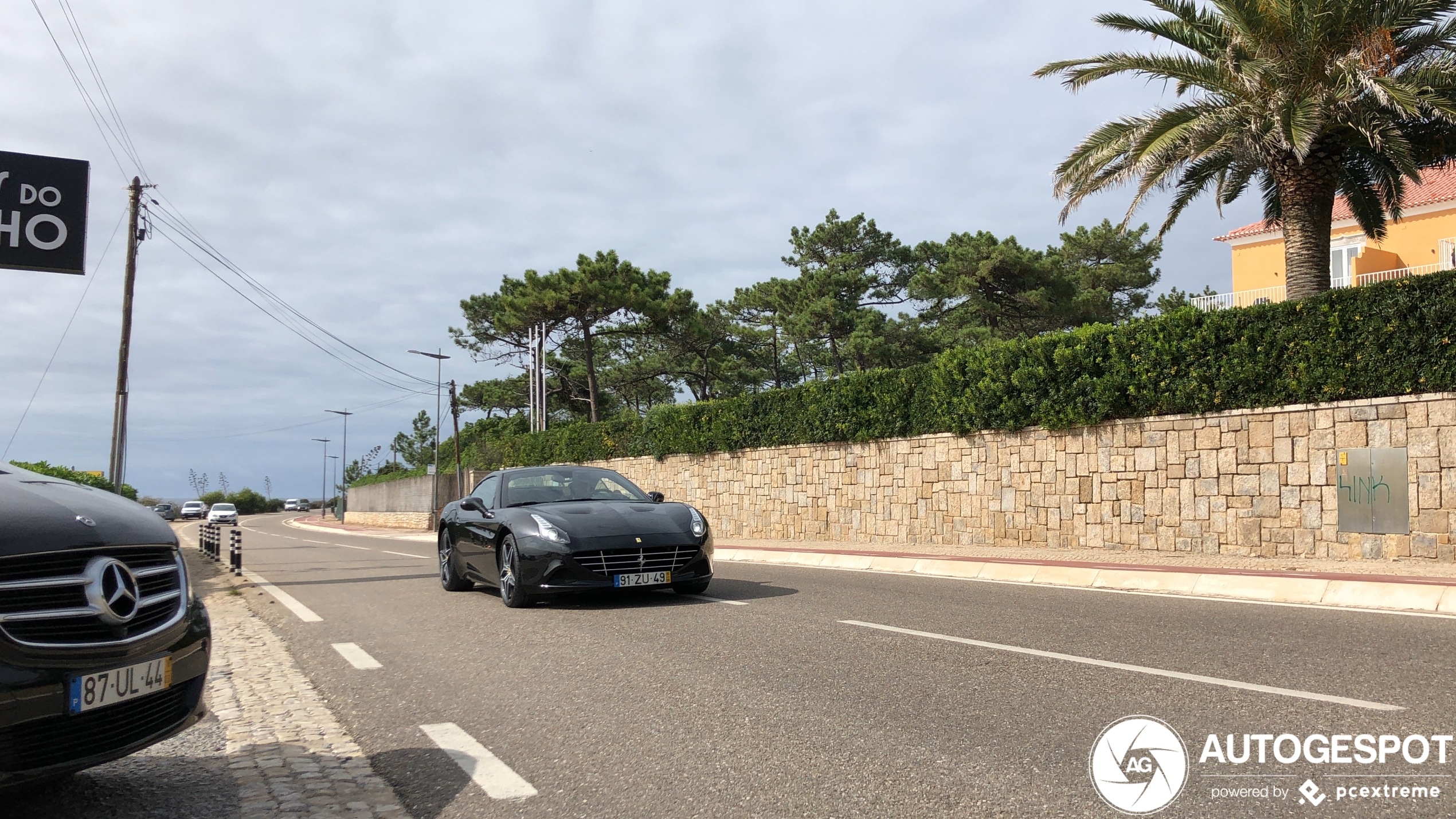 Ferrari California T