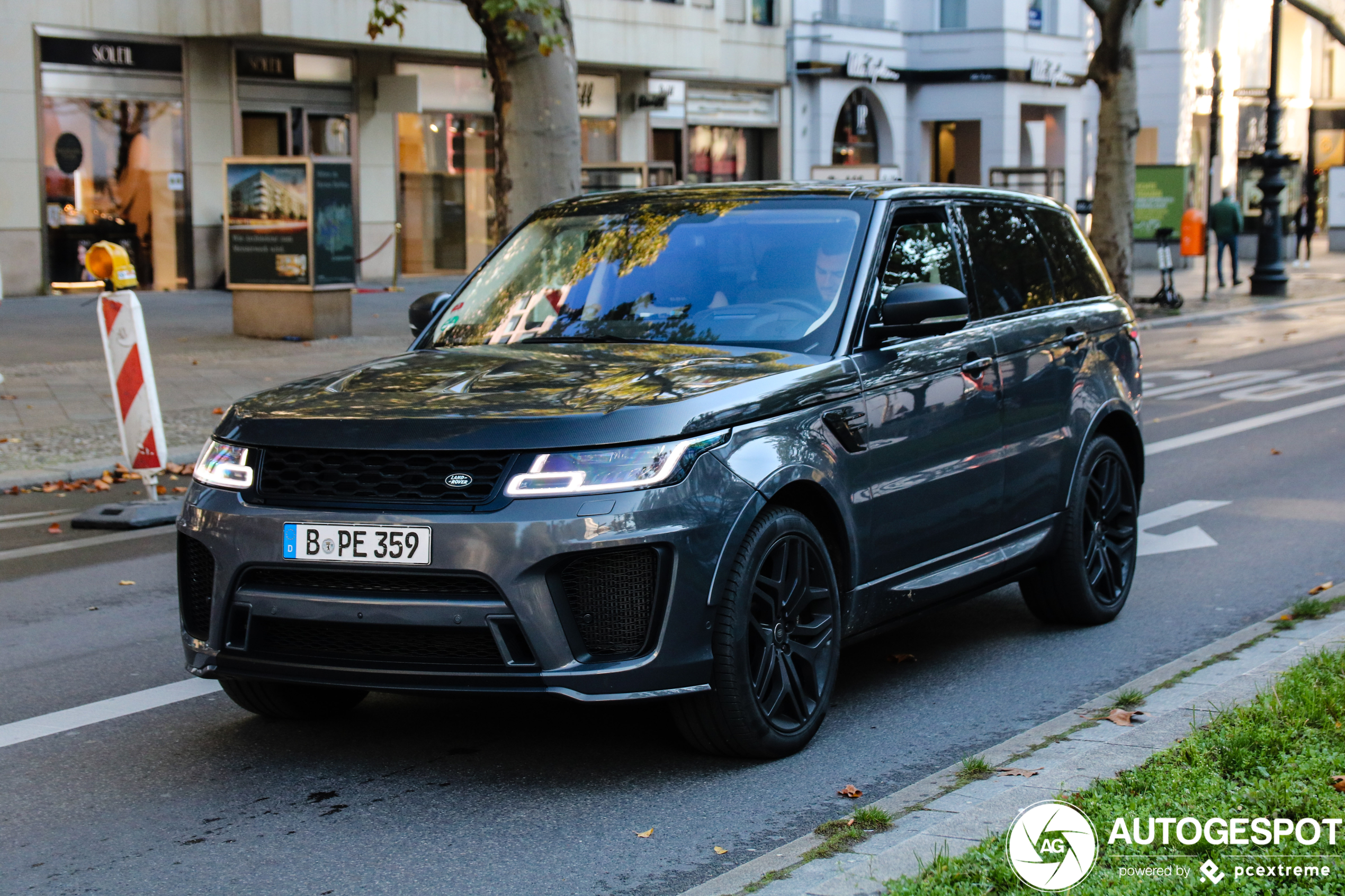 Land Rover Range Rover Sport SVR 2018