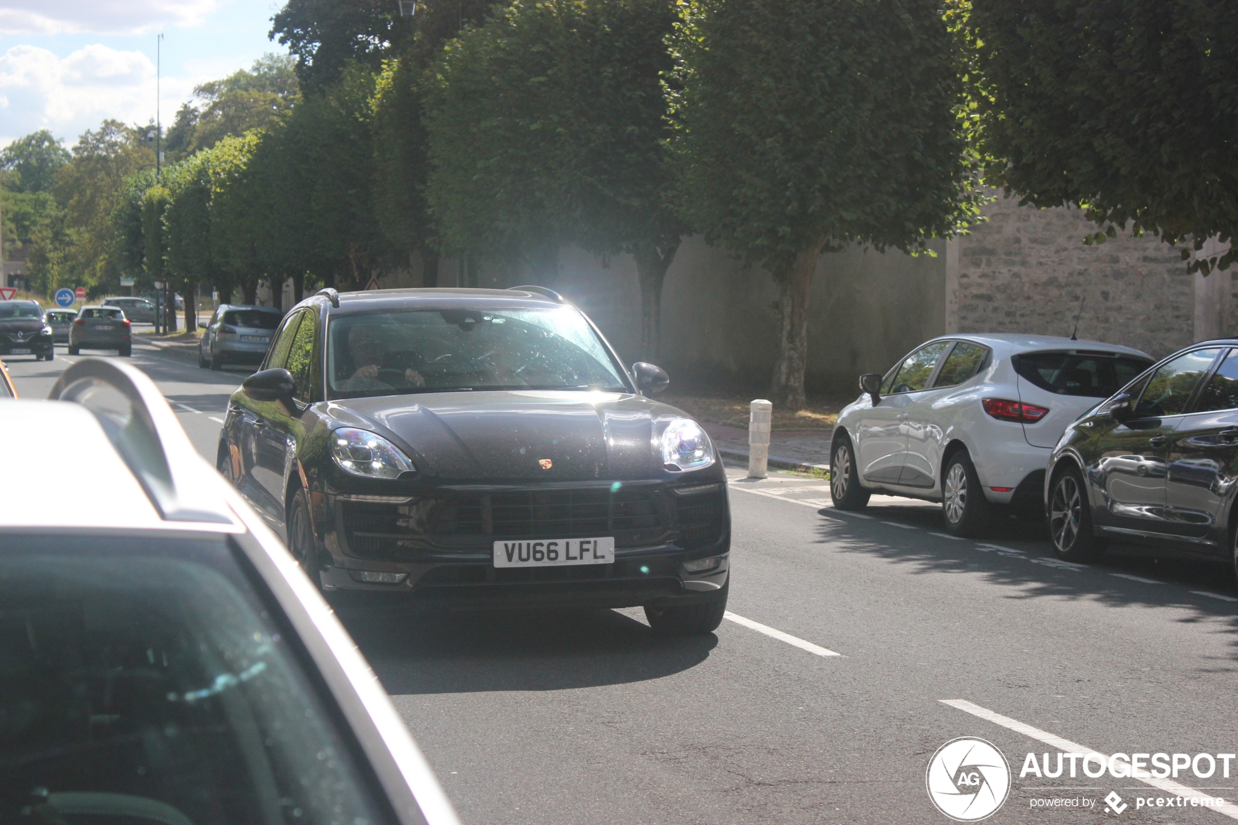 Porsche 95B Macan GTS