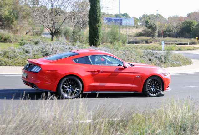 Ford Mustang GT 2015