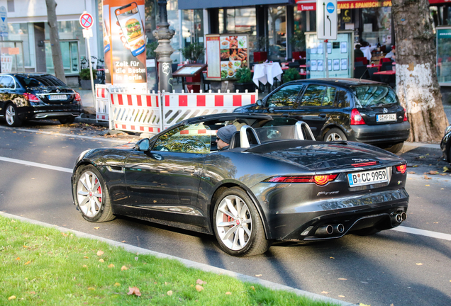 Jaguar F-TYPE R Convertible 2017