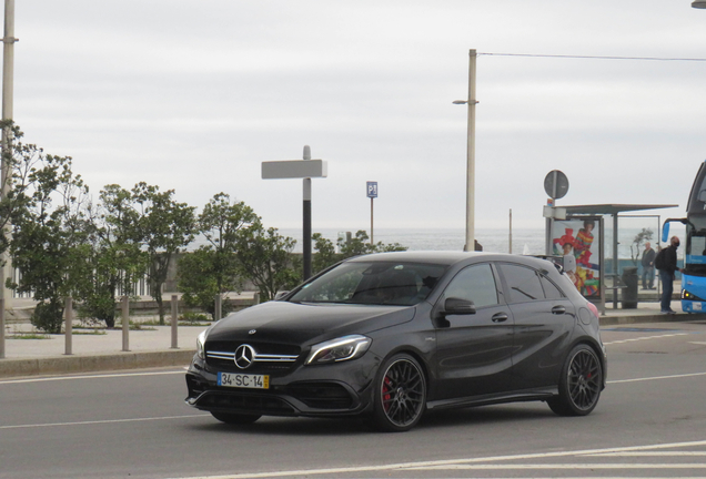 Mercedes-AMG A 45 W176 2015