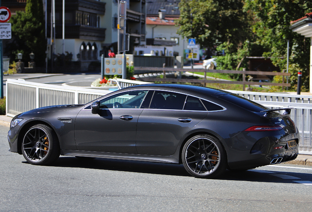 Mercedes-AMG GT 63 S X290