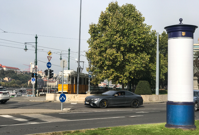 Mercedes-AMG S 63 Coupé C217 2018 Yellow Night Edition