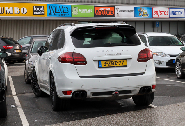 Porsche 958 Cayenne GTS