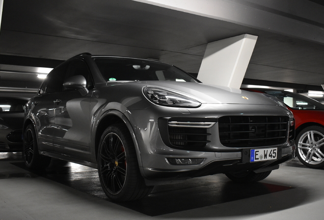 Porsche 958 Cayenne GTS MkII