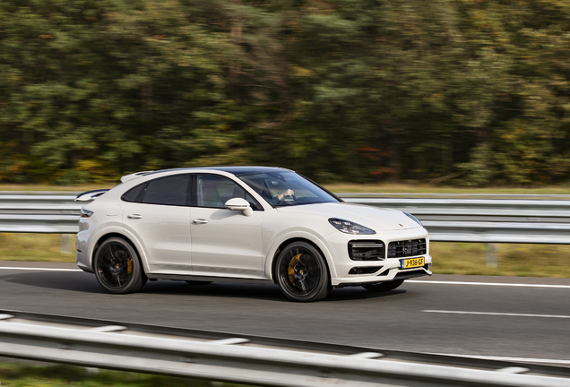 Porsche Cayenne Coupé Turbo S E-Hybrid