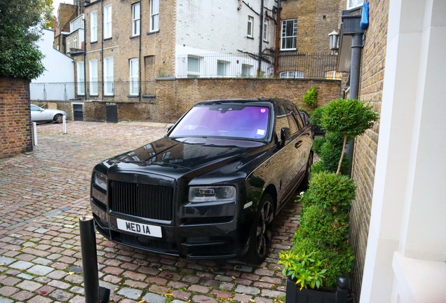 Rolls-Royce Cullinan Black Badge