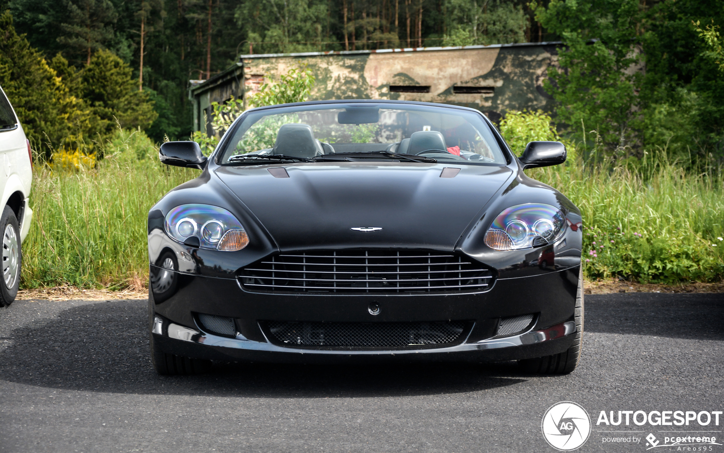 Aston Martin DB9 Volante