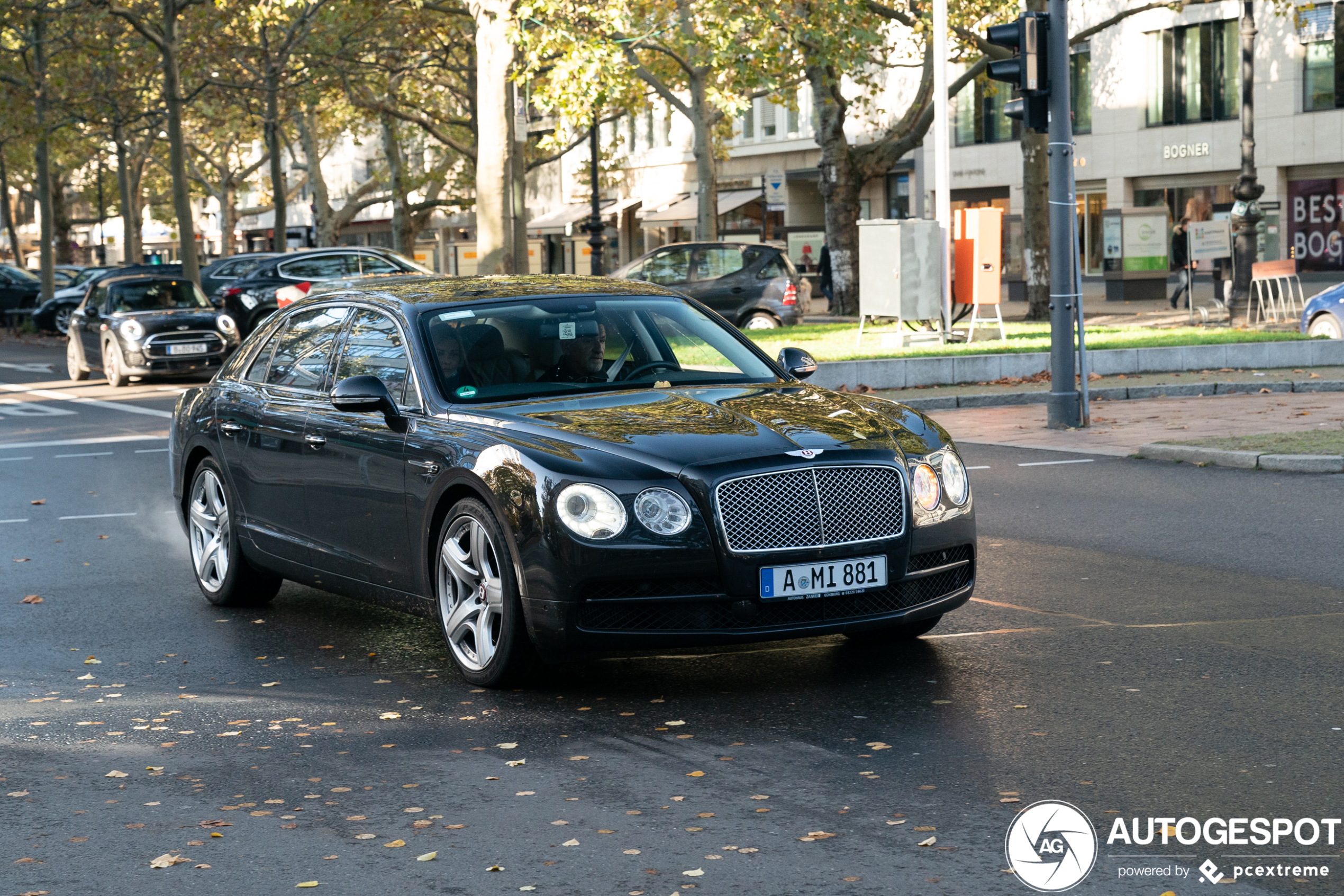 Bentley Flying Spur V8