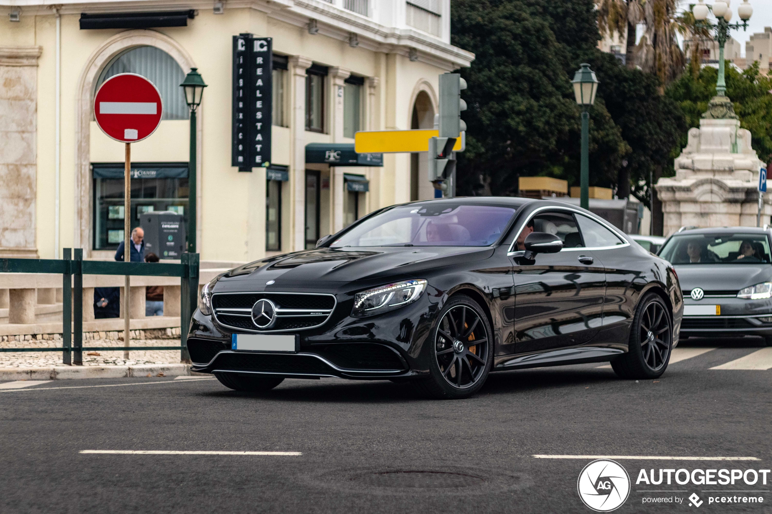 Mercedes-AMG S 63 Coupé C217