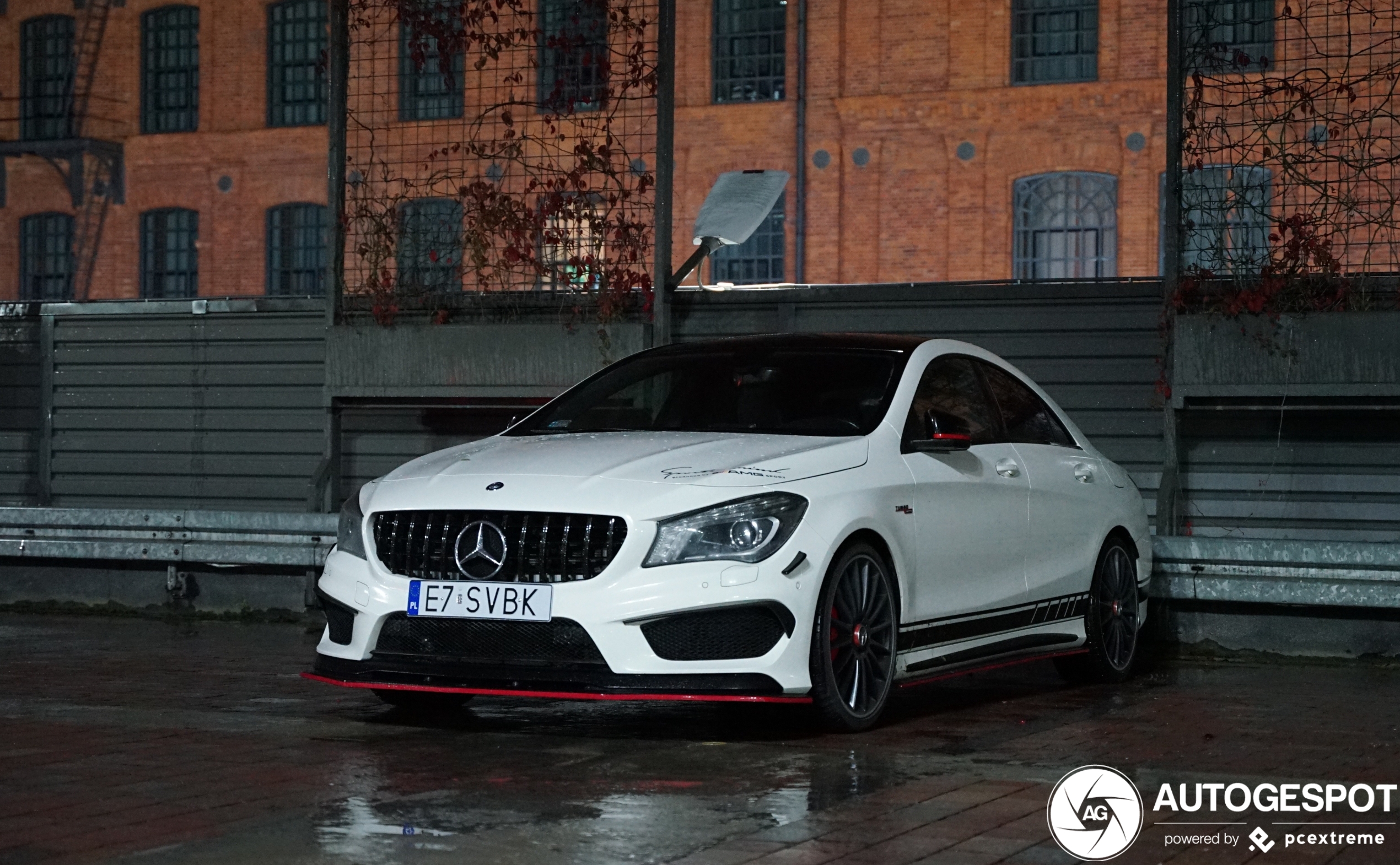 Mercedes-Benz CLA 45 AMG C117