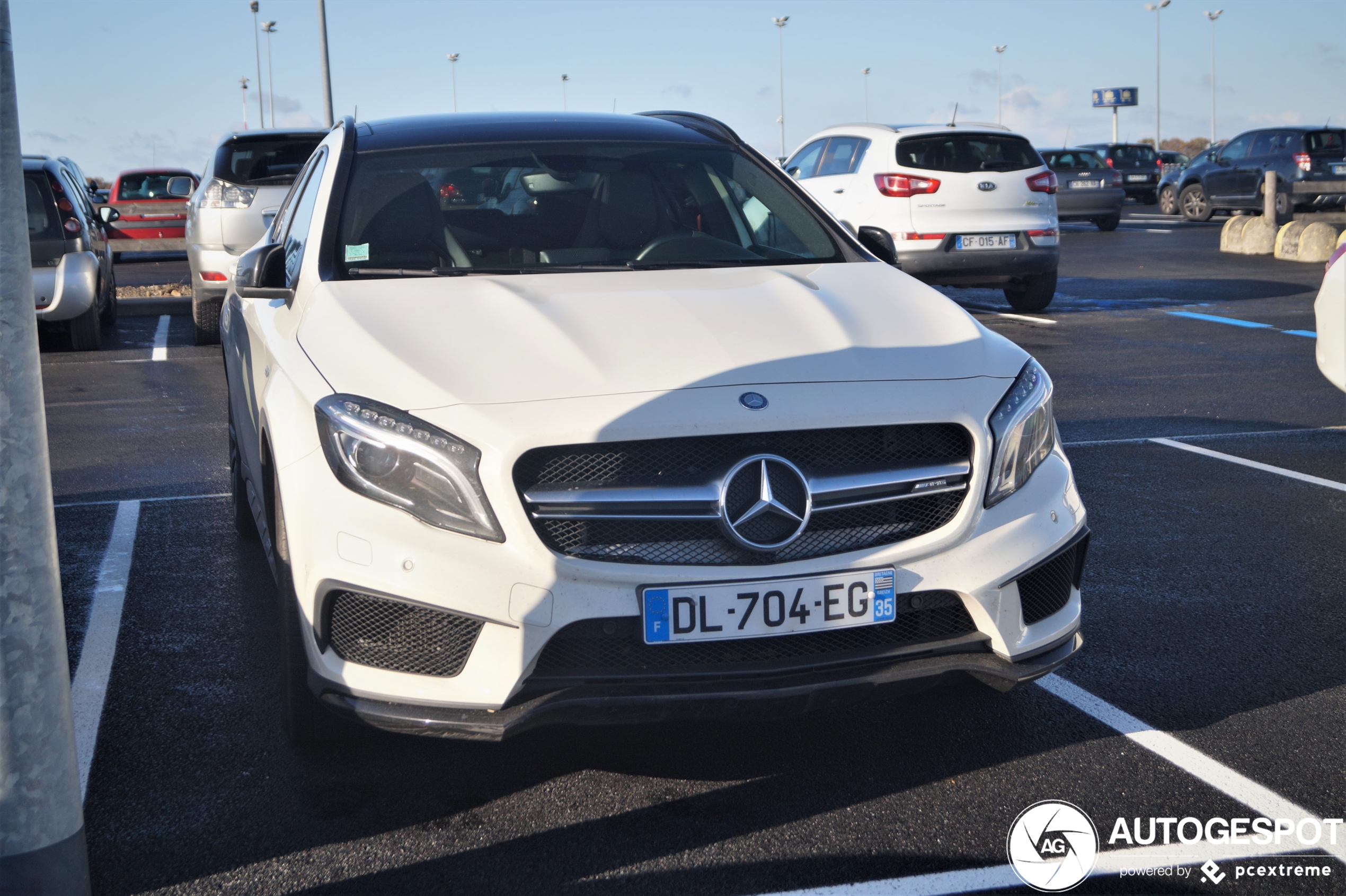 Mercedes-Benz GLA 45 AMG X156