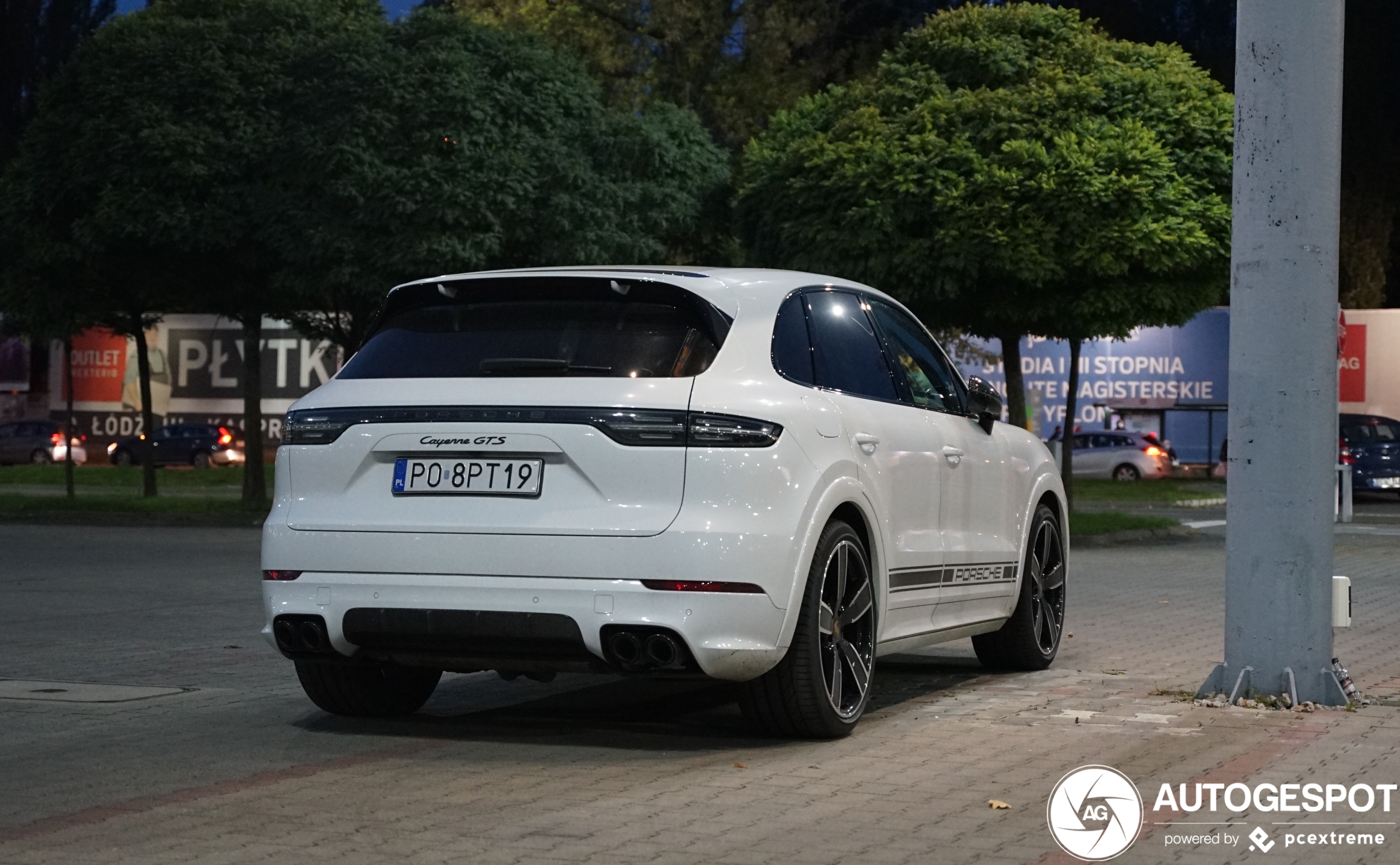 Porsche 9YA Cayenne GTS