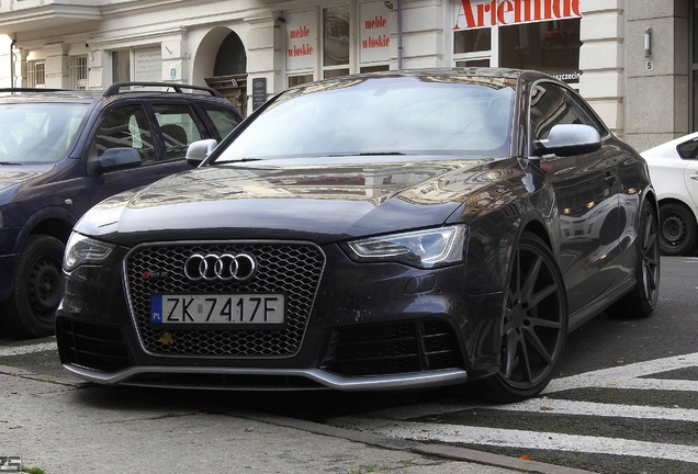 Audi RS5 B8 2012